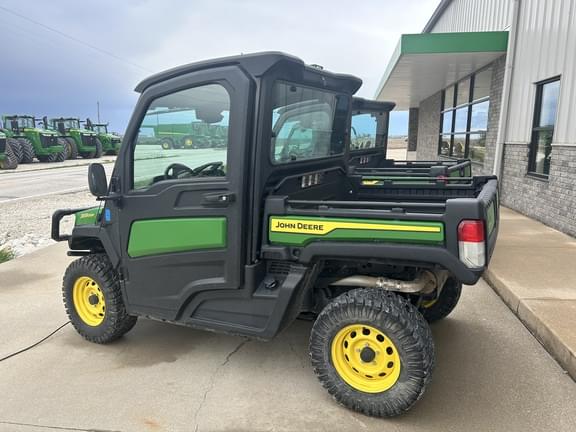 Image of John Deere XUV 835M equipment image 4