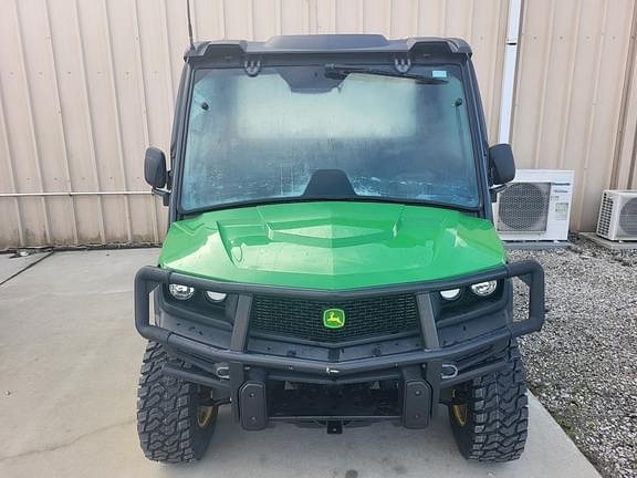 Image of John Deere XUV 835M equipment image 1