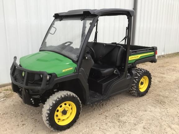 Image of John Deere XUV 835M equipment image 1