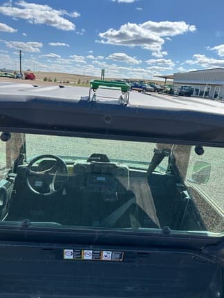 Image of John Deere XUV 835M equipment image 1