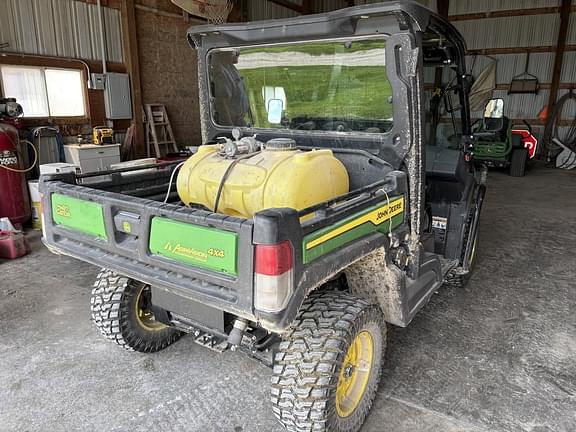 Image of John Deere XUV 835M equipment image 4