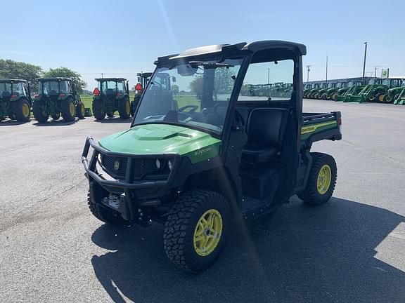 Image of John Deere XUV 835M Primary image