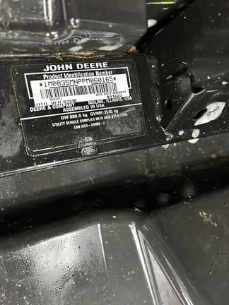 Image of John Deere XUV 835M Honor Edition equipment image 3