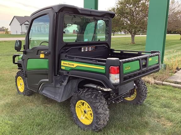 Image of John Deere XUV 835M equipment image 2