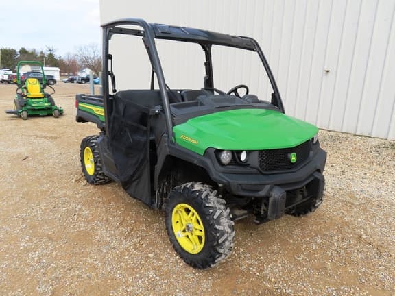 Image of John Deere XUV 835M equipment image 3