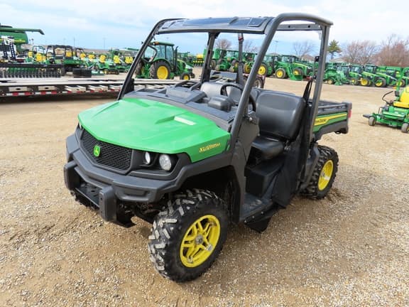 Image of John Deere XUV 835M equipment image 4