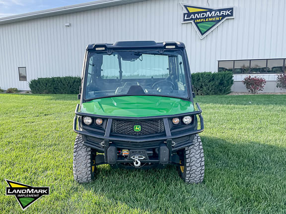 Image of John Deere XUV 835M equipment image 1