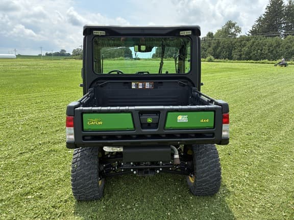 Image of John Deere XUV 835M equipment image 3
