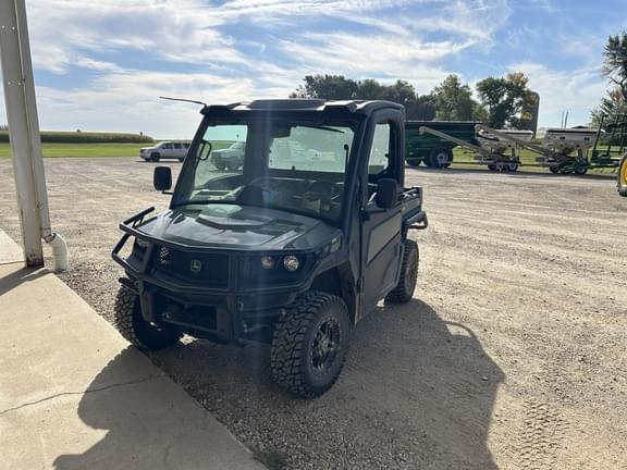 Image of John Deere XUV 835M equipment image 4