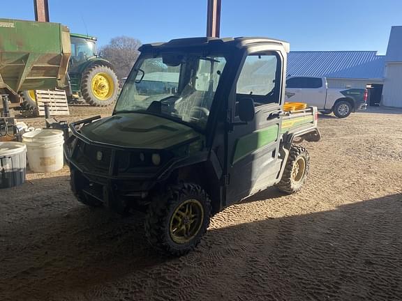 Image of John Deere XUV 835M Primary image