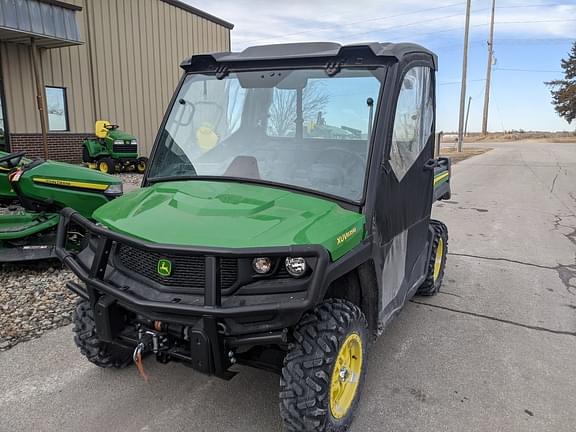 Image of John Deere XUV 835M Primary image