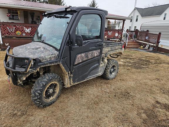 Image of John Deere XUV 835M Primary image