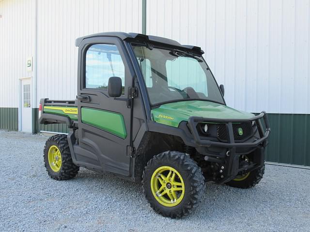 Image of John Deere XUV 835M equipment image 3