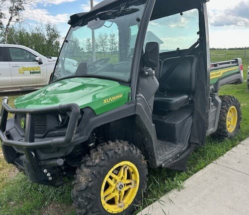 Image of John Deere XUV 835M equipment image 3