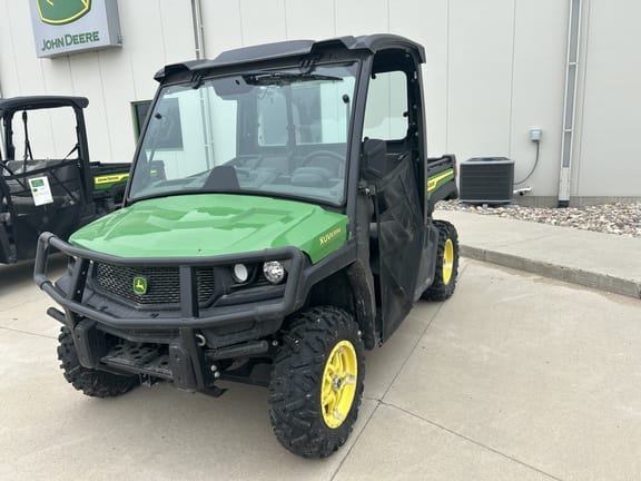2023 John Deere XUV 835M Equipment Image0