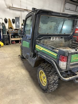 Image of John Deere XUV 835M Image 1