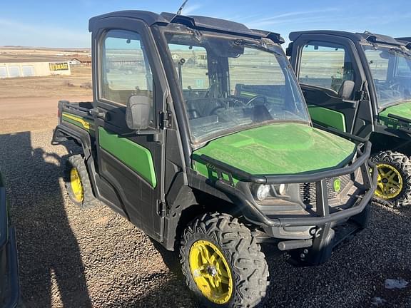 Image of John Deere XUV 835M Primary image