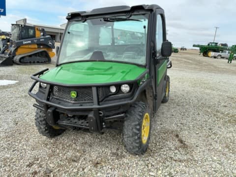 Image of John Deere XUV 835M equipment image 3