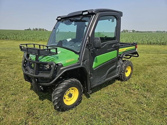 Image of John Deere XUV 835M Primary image