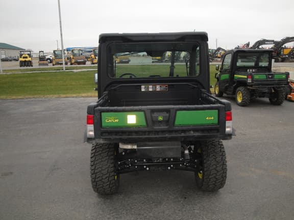 Image of John Deere XUV 835M equipment image 2