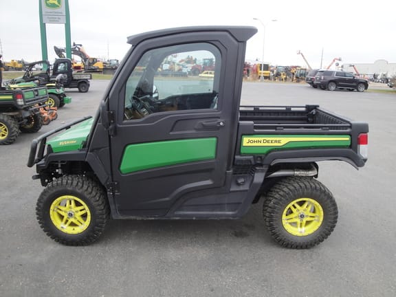 2023 John Deere XUV 835M Equipment Image0