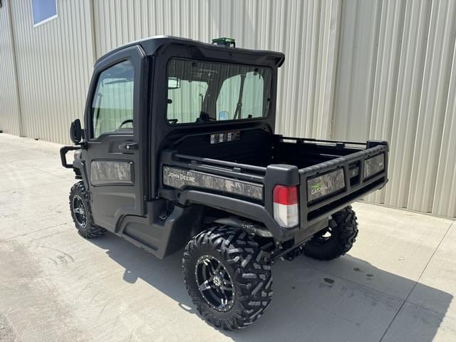 Image of John Deere XUV 835M equipment image 4