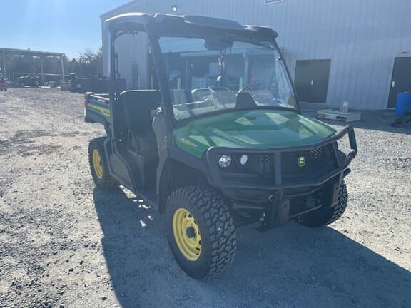 Image of John Deere XUV 835M equipment image 3