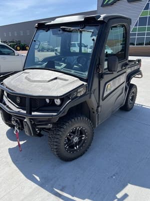 2023 John Deere XUV 835M Image