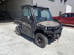 2023 John Deere XUV 835M Image