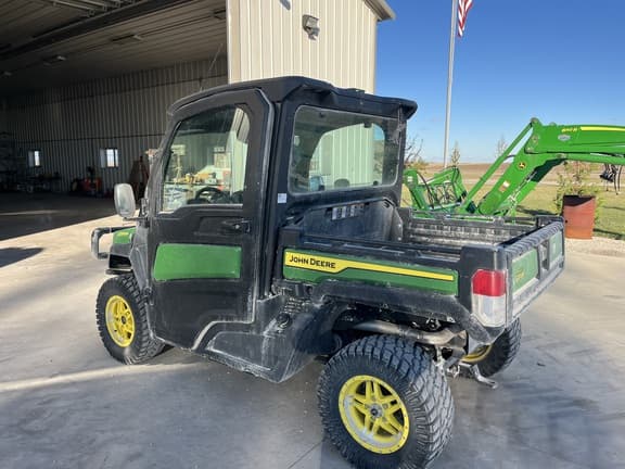Image of John Deere XUV 835M equipment image 3