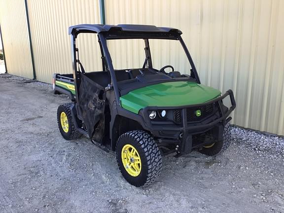 Image of John Deere XUV 835M equipment image 4