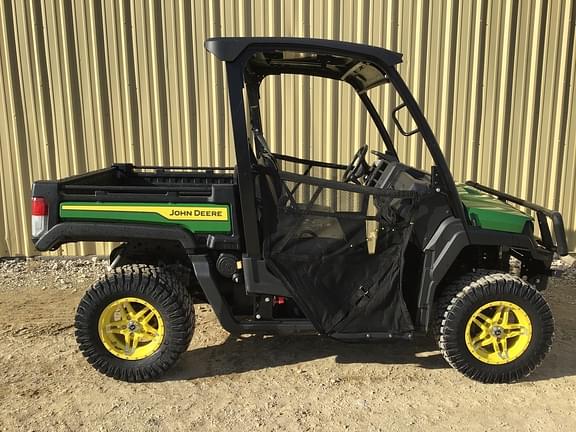 Image of John Deere XUV 835M equipment image 3