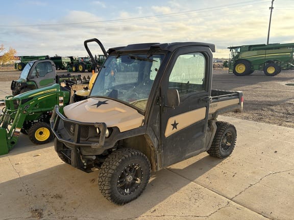 2023 John Deere XUV 835M Honor Edition Equipment Image0