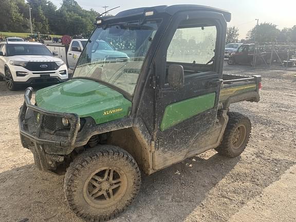 Image of John Deere XUV 835M Primary image