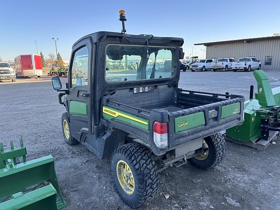 Image of John Deere XUV 835M equipment image 3