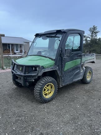 Image of John Deere XUV 835M equipment image 1