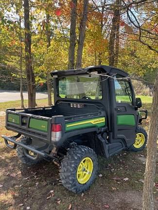 Image of John Deere XUV 835M equipment image 2