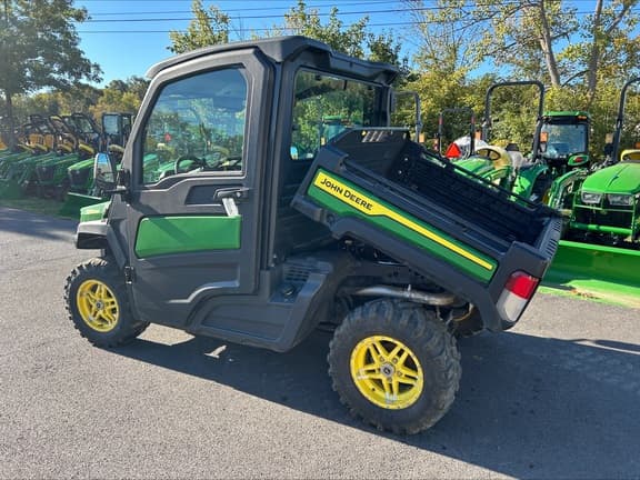 Image of John Deere XUV 835M equipment image 4