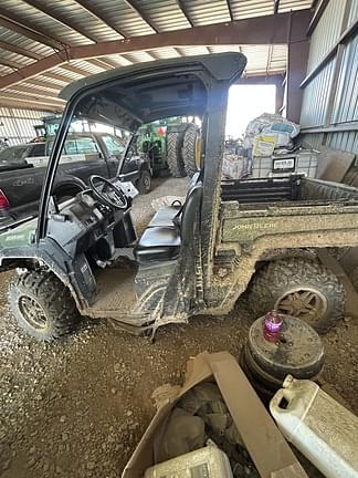 Image of John Deere XUV 835M equipment image 3