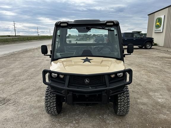 Image of John Deere XUV 835M Honor Edition equipment image 1