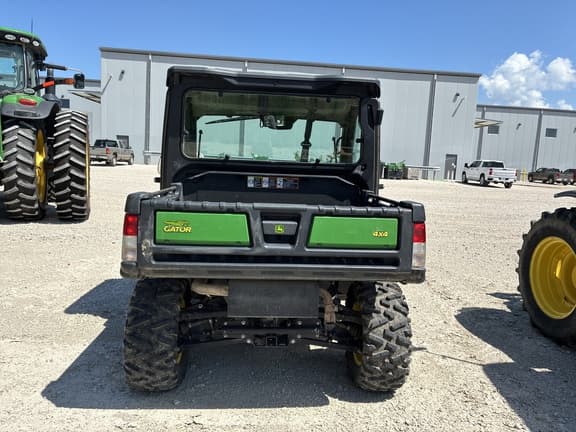 Image of John Deere XUV 835M equipment image 4