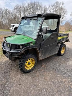 2023 John Deere XUV 835M Image