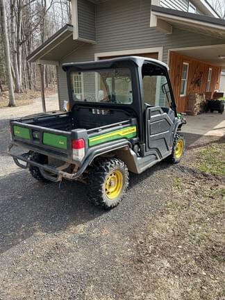 Image of John Deere XUV 835M equipment image 2