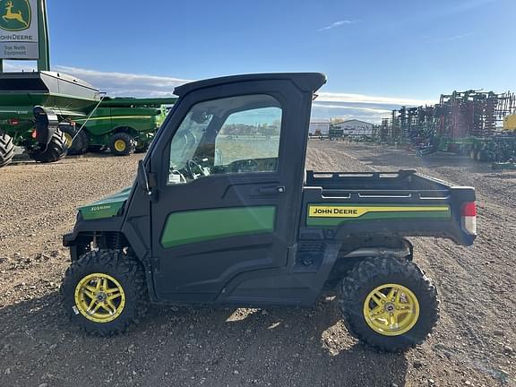 Image of John Deere XUV 835M equipment image 4