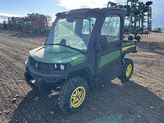 Image of John Deere XUV 835M equipment image 2