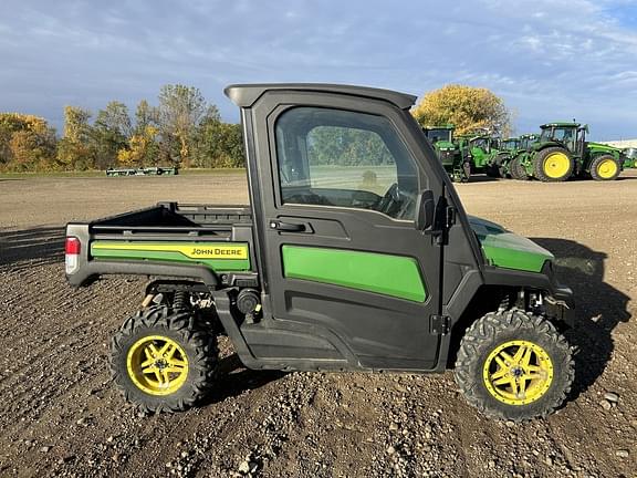 Image of John Deere XUV 835M equipment image 3