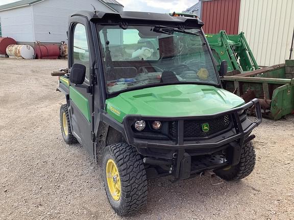 Image of John Deere XUV 835M equipment image 4