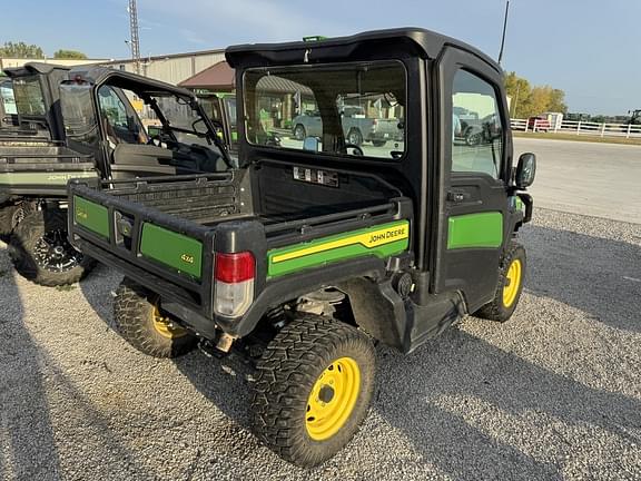 Image of John Deere XUV 835M equipment image 4