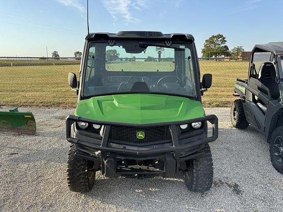 Image of John Deere XUV 835M equipment image 2