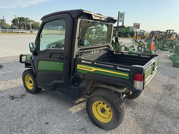 Image of John Deere XUV 835M equipment image 3